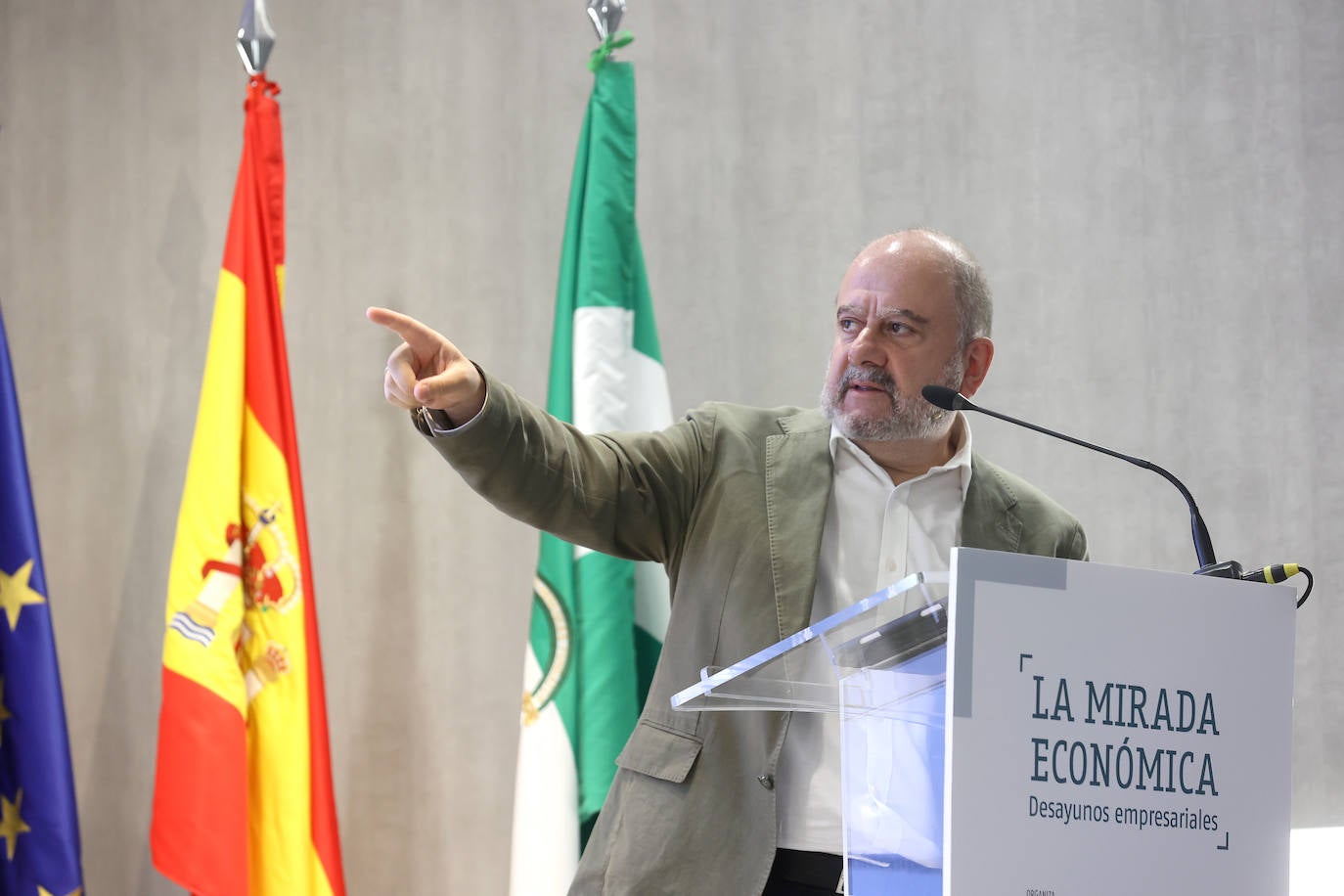 Las imágenes de Benjamín Lana en el ciclo La Mirada Económica de ABC Córdoba