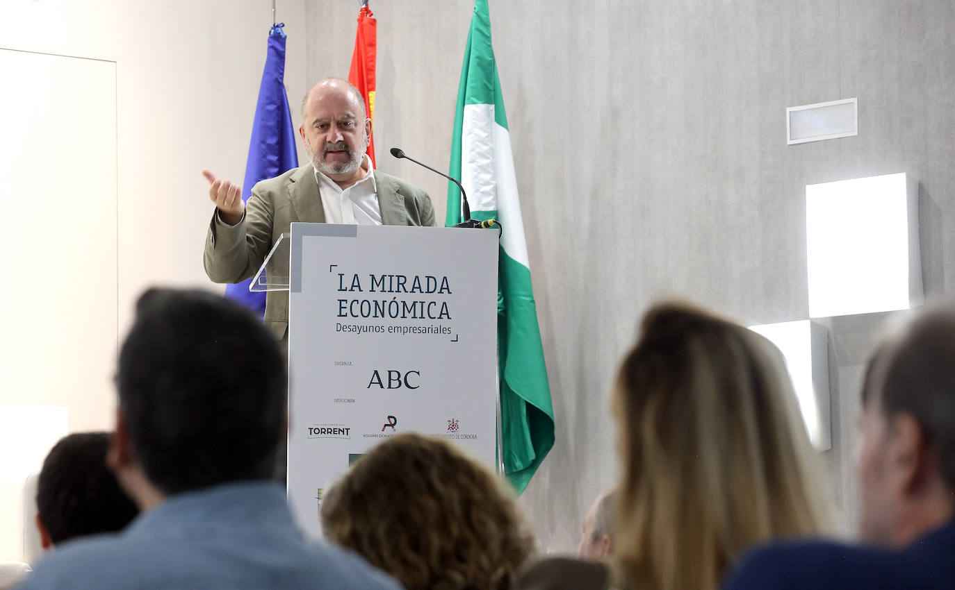 Las imágenes de Benjamín Lana en el ciclo La Mirada Económica de ABC Córdoba