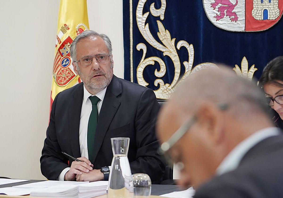 El presidente de las Cortes de Castilla y León, Carlos Pollán, este martes durante de Junta de Portavoces