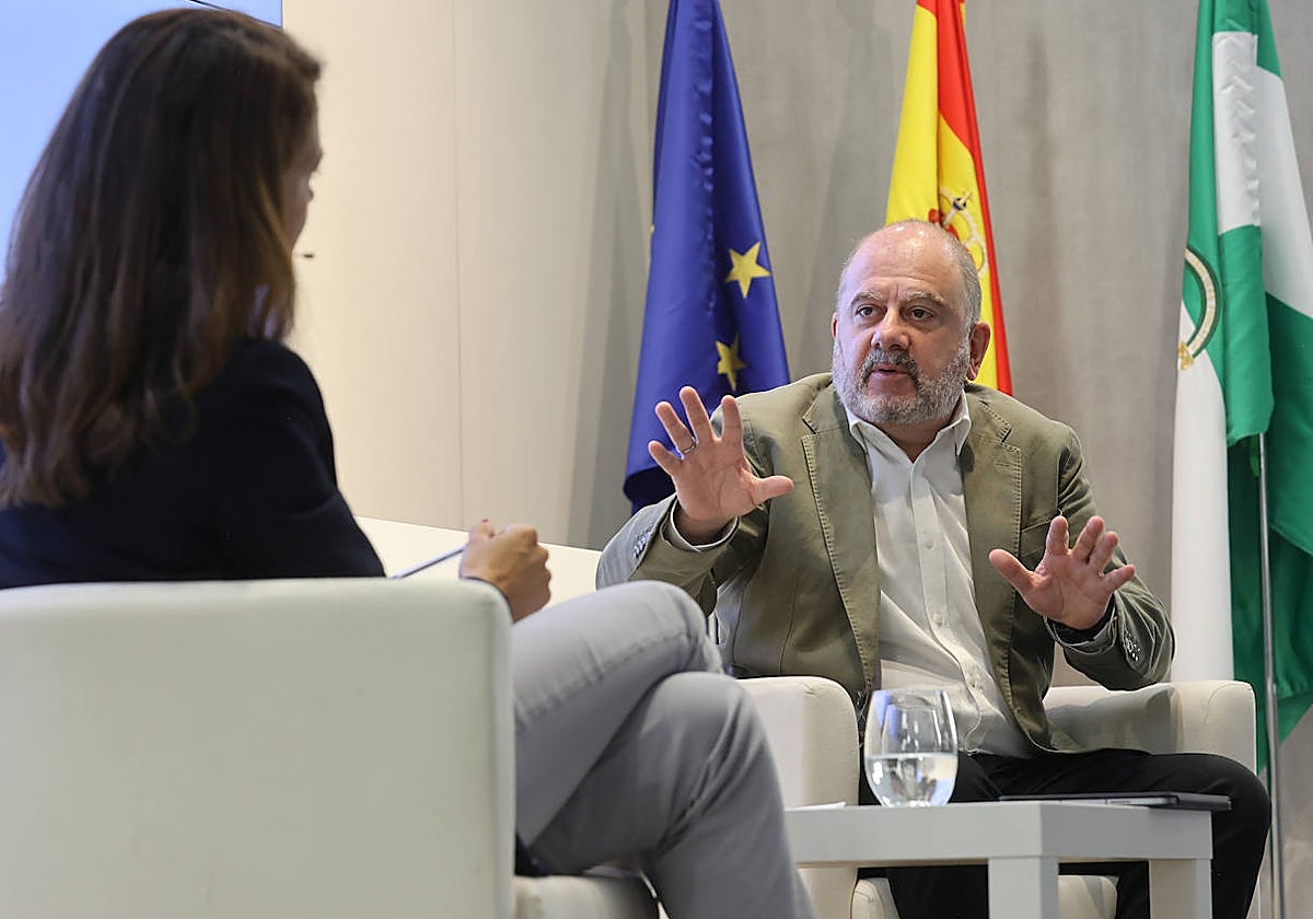 Las imágenes de Benjamín Lana en el ciclo La Mirada Económica de ABC Córdoba