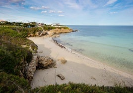 Este es el pueblo de Galicia más barato para alquilar una casa este verano en la playa