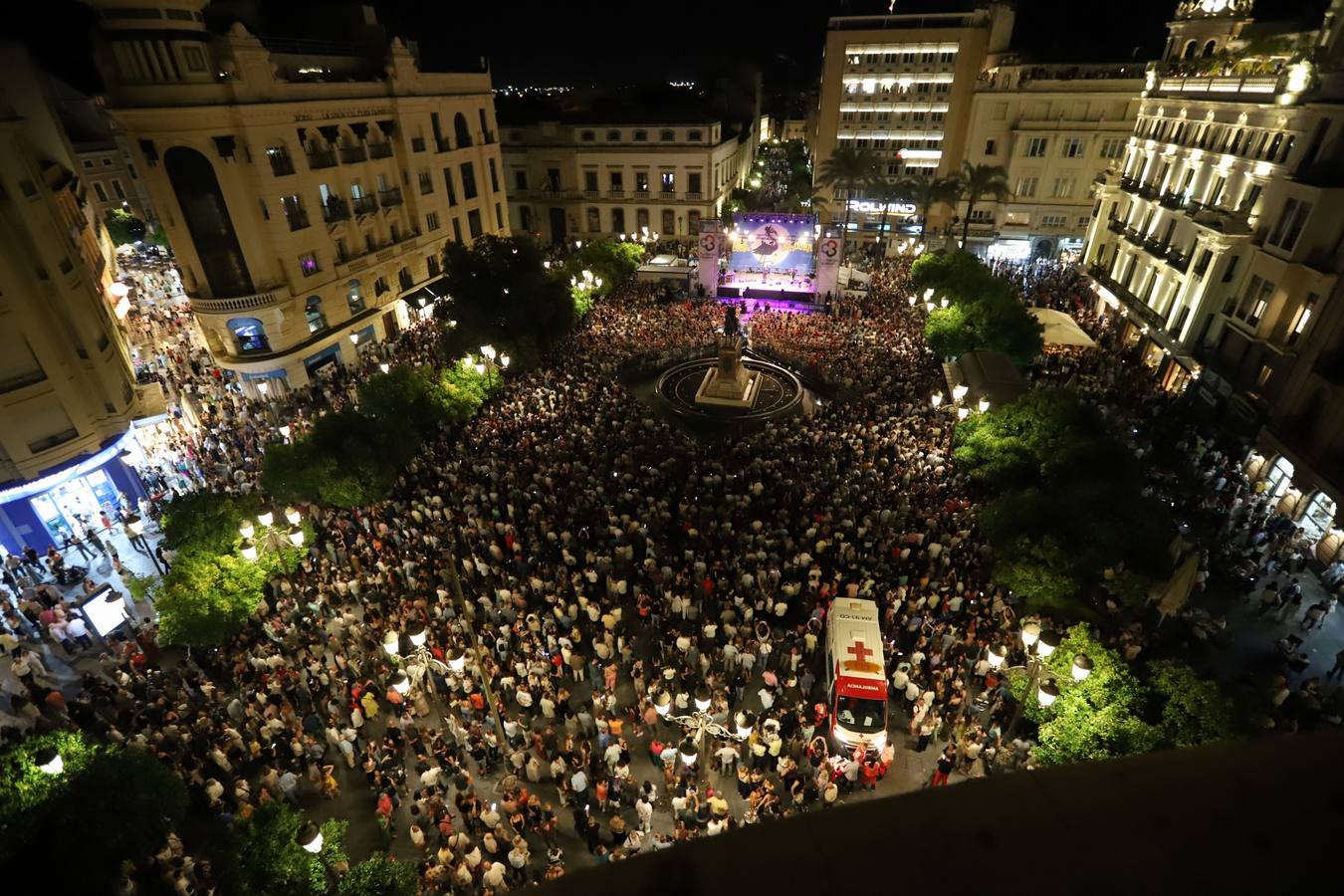 Fotos: la emoción de José Mercé para abrir la Noche Blanca del Flamenco en Córdoba