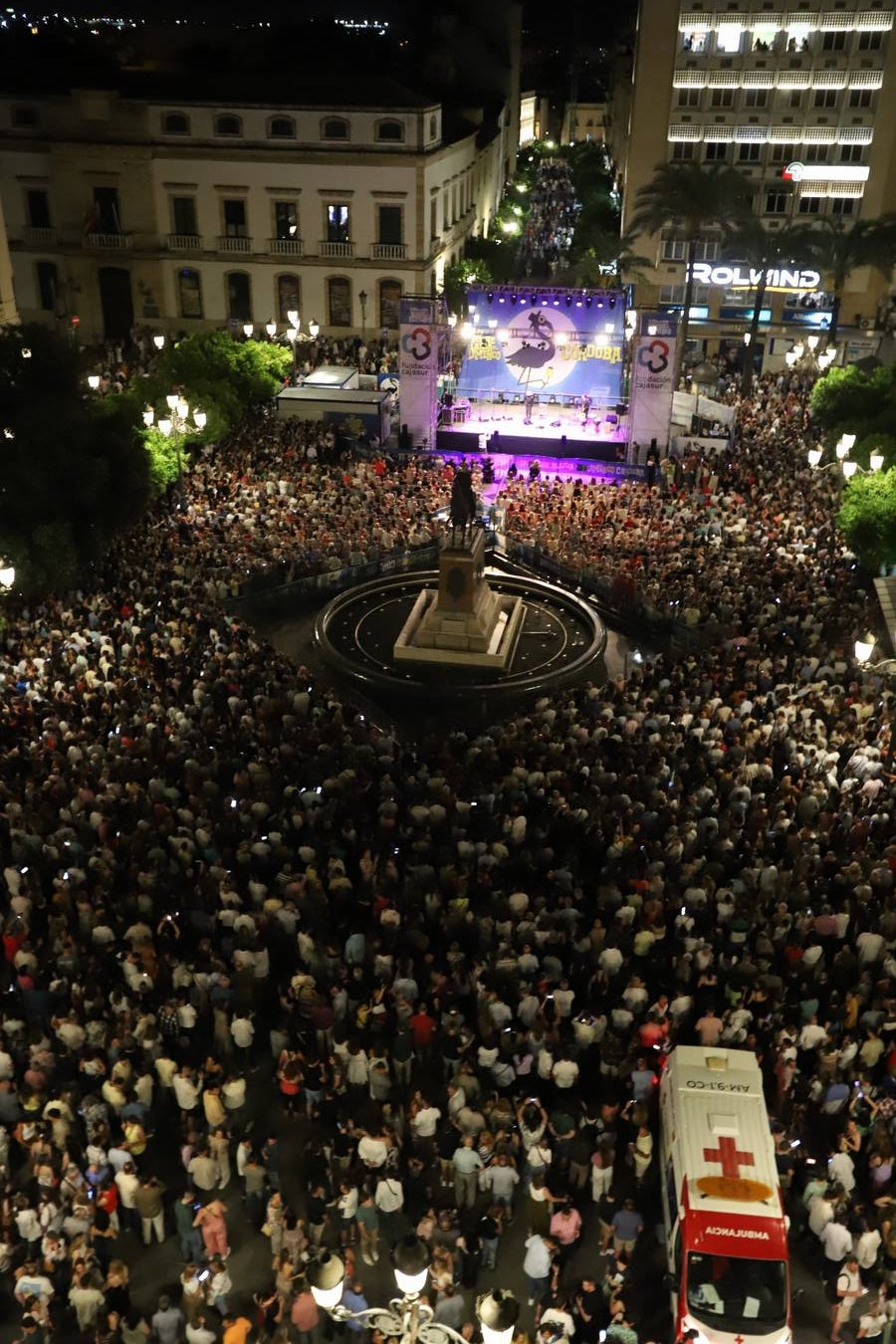 Fotos: la emoción de José Mercé para abrir la Noche Blanca del Flamenco en Córdoba