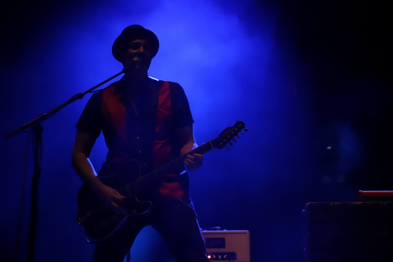 Fotos: el espectacular concierto de Andrés Calamaro en la Axerquía