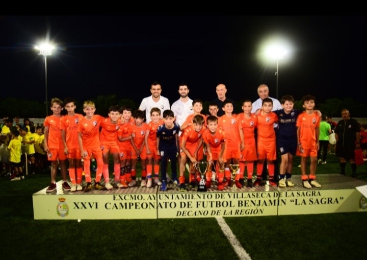 Julián Calero, padrino de lujo en las bodas de plata del Campeonato de Fútbol Benjamín La Sagra