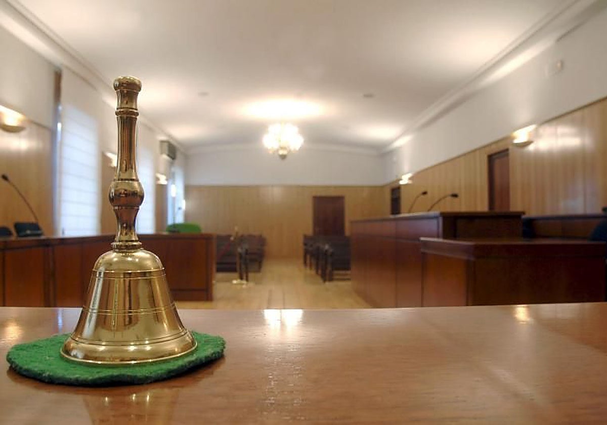 Nueve años de cárcel por matar a golpes en un banco a un hombre en estado de embriaguez