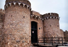 Pitingo, Ainhoa Arteta, Marta Santos e Iván Ferreiro se apuntan a conciertos intimistas en el Castillo de las 300 Torres