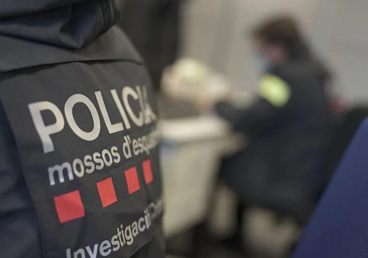 Agentes de los Mossos