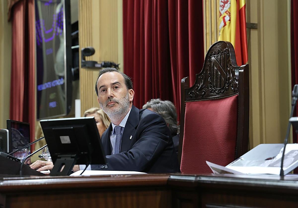 El presidente del Parlament, Gabriel Le Senne