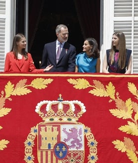 Imagen secundaria 2 - Momentos de la conmemoración del décimo aniversario del reinado de Felipe VI