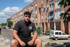 Acabar la ESO en Las Palmeras: «Mi familia siempre ha estado encima para que siga estudiando»