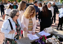 Desalojan el pleno del Ayuntamiento de Villaquilambre (León) ante las protestas por la acogida de migrantes