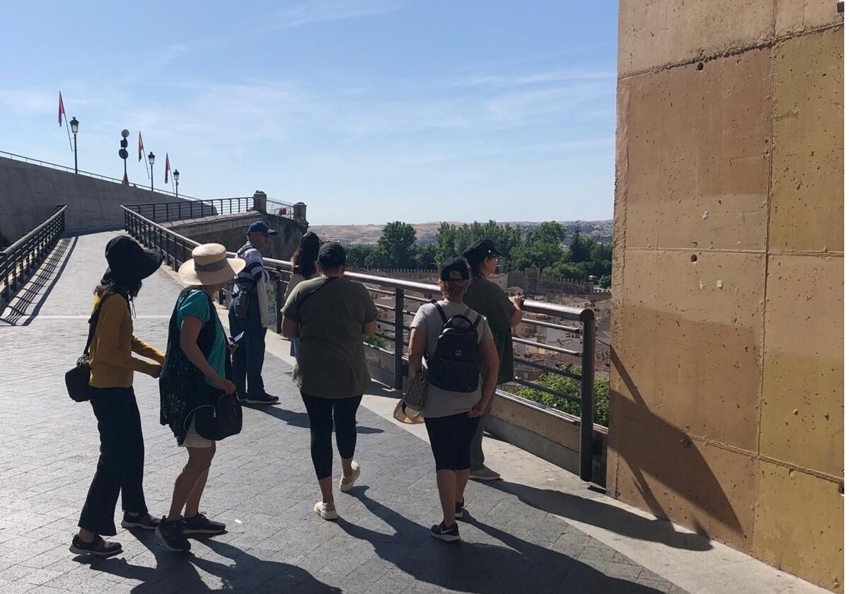 Las escaleras mecánicas, uno de los puntos de encuentro de carteristas en Toledo