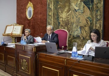 La Diputación impulsa un plan contra incendios en carreteras limpiando las cunetas