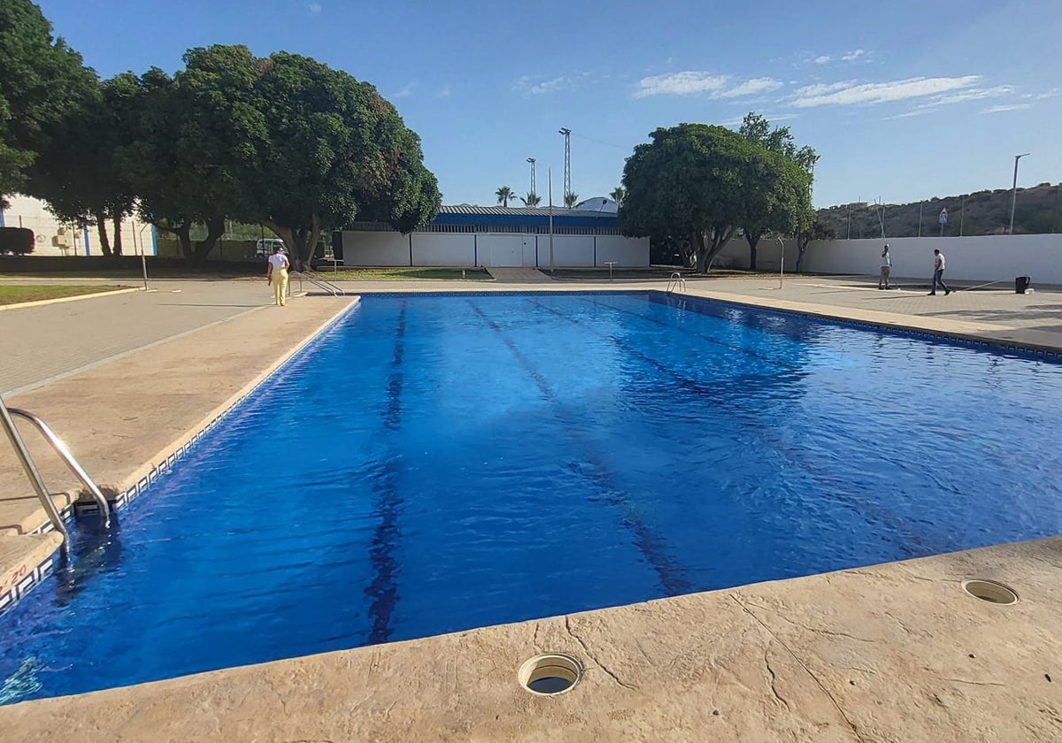 Piscina municipal de Cuevas del Almanzora