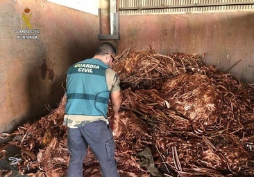 De Córdoba a Valladolid en furgonetas de alquiler para robar cobre valorado en 44.000 euros