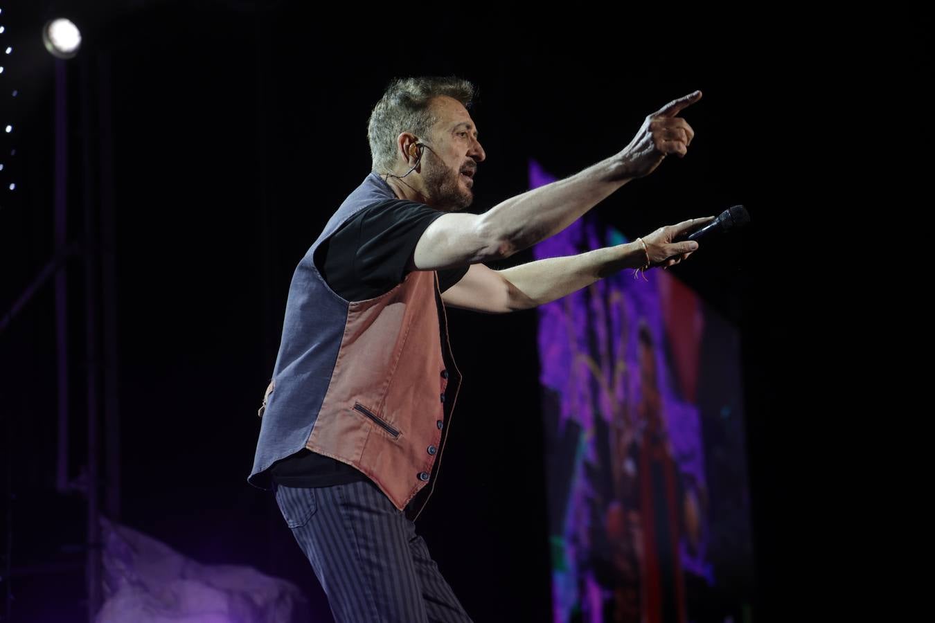 Manolo García enamora al público cordobés con un concierto único en imágenes