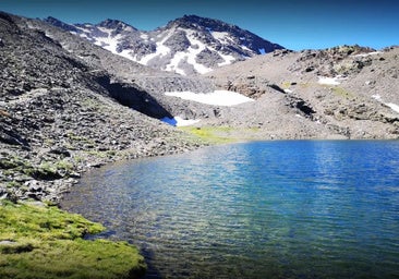 Muere mientras hacía senderismo en la Laguna de las Yeguas, la más conocida de Sierra Nevada