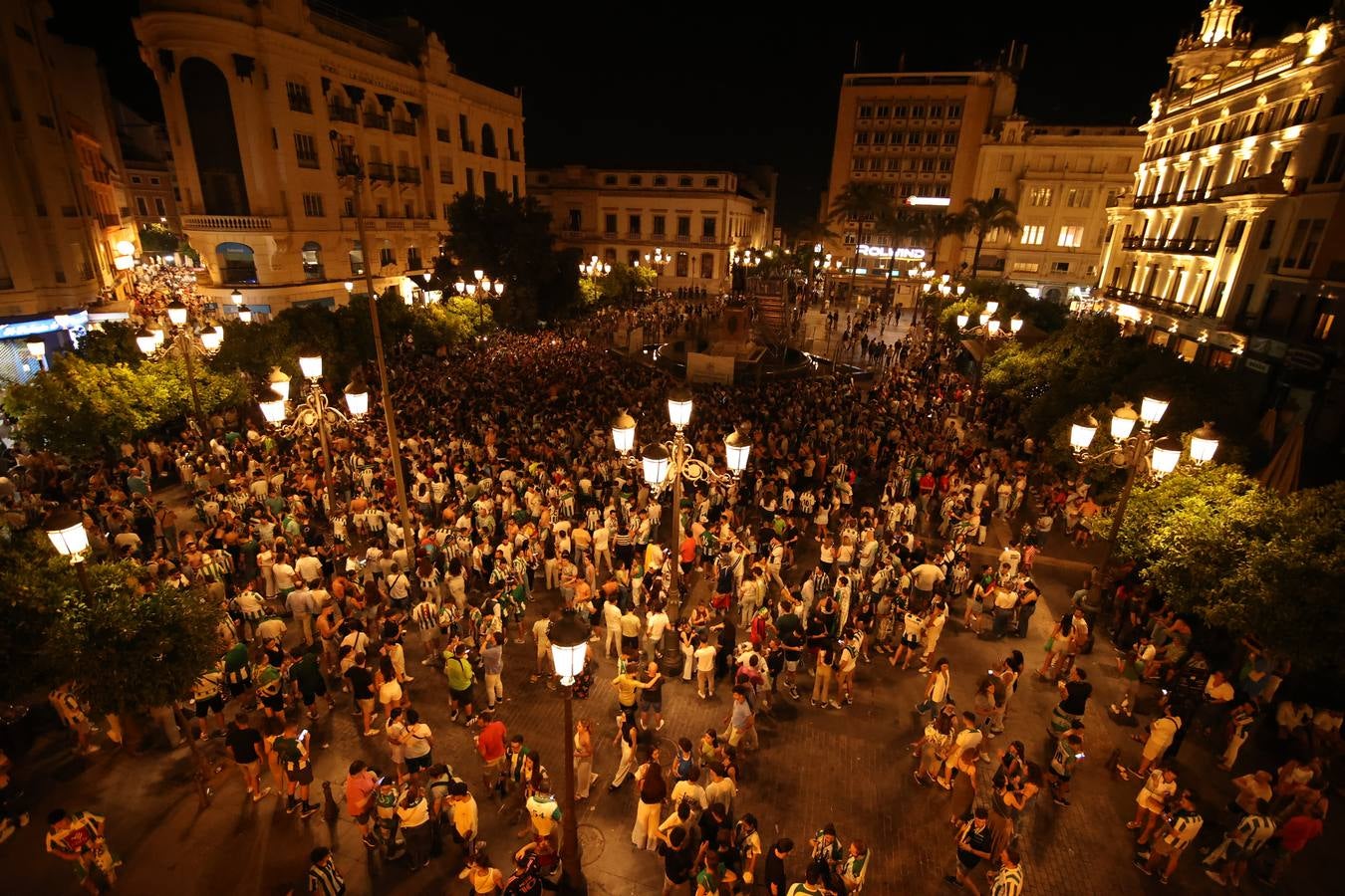 Fotos: la fiesta de la afición del Córdoba CF en Las Tendillas