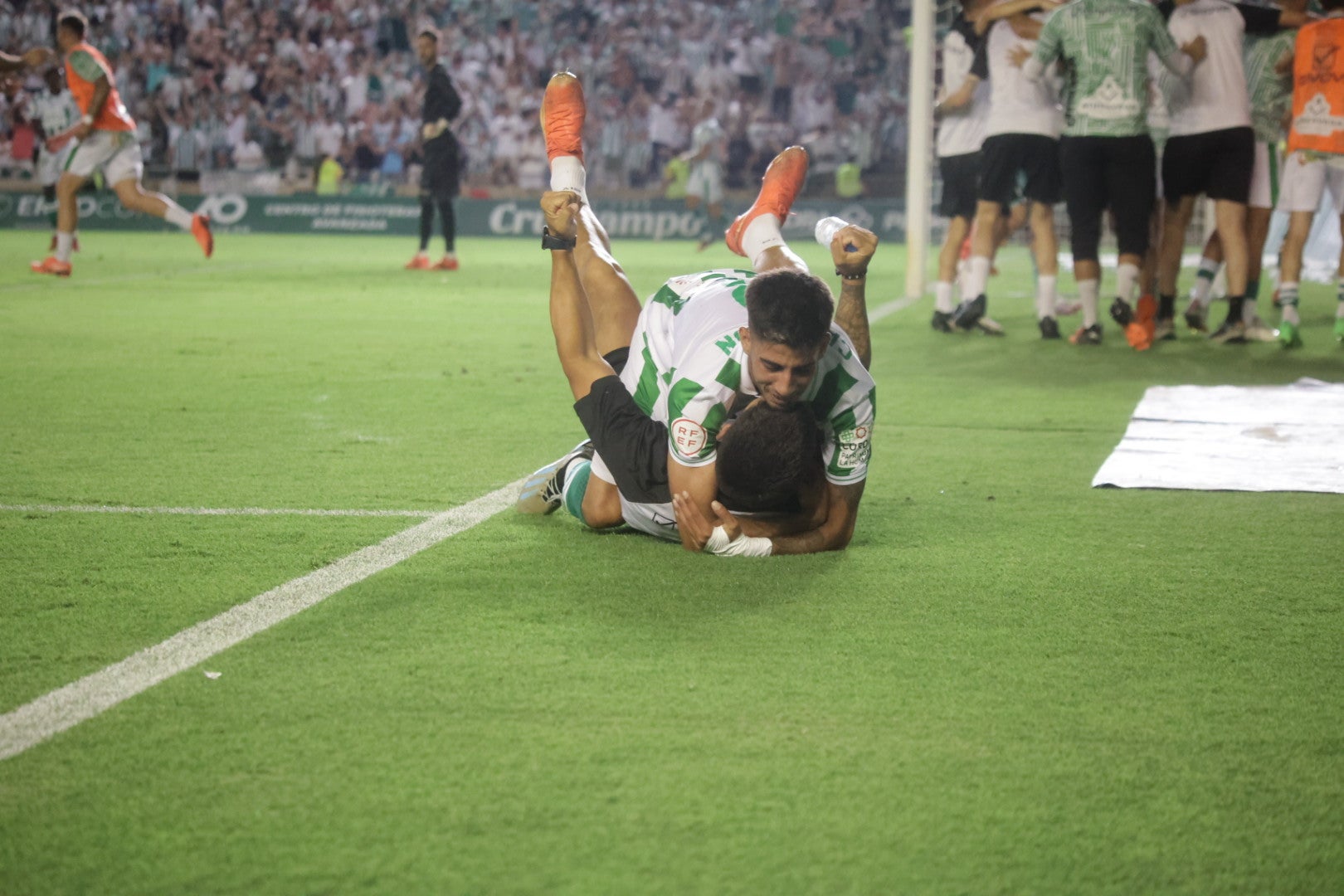 Las mejores imágenes de un ascenso para la historia del Córdoba CF