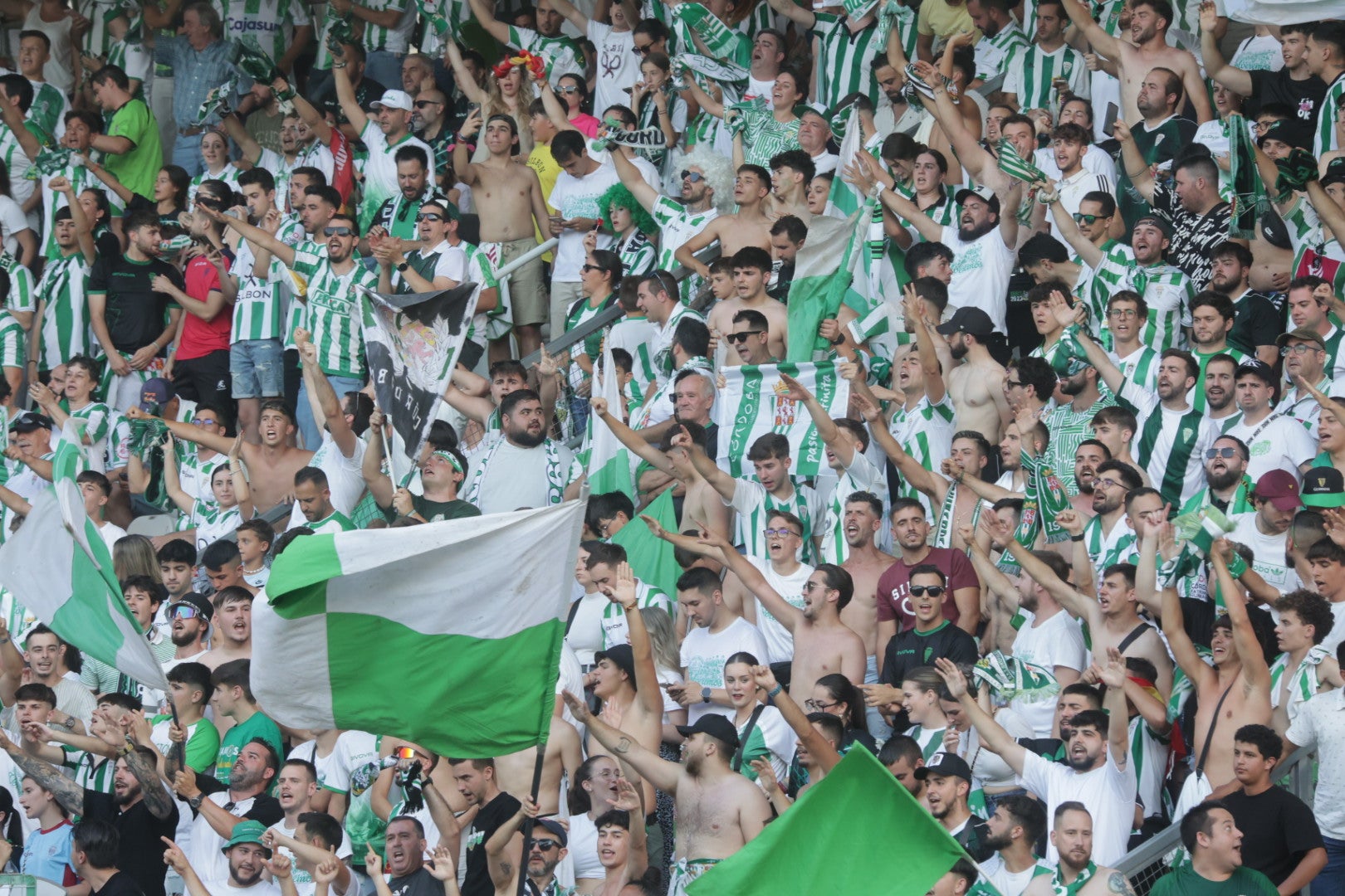 Las mejores imágenes de un ascenso para la historia del Córdoba CF