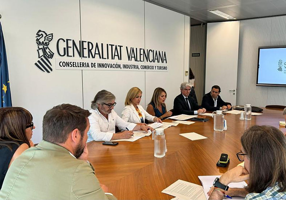 Reunión del nuevo grupo de trabajo de las consellerias de Industria y Medio Ambiente de la Generalitat Valenciana