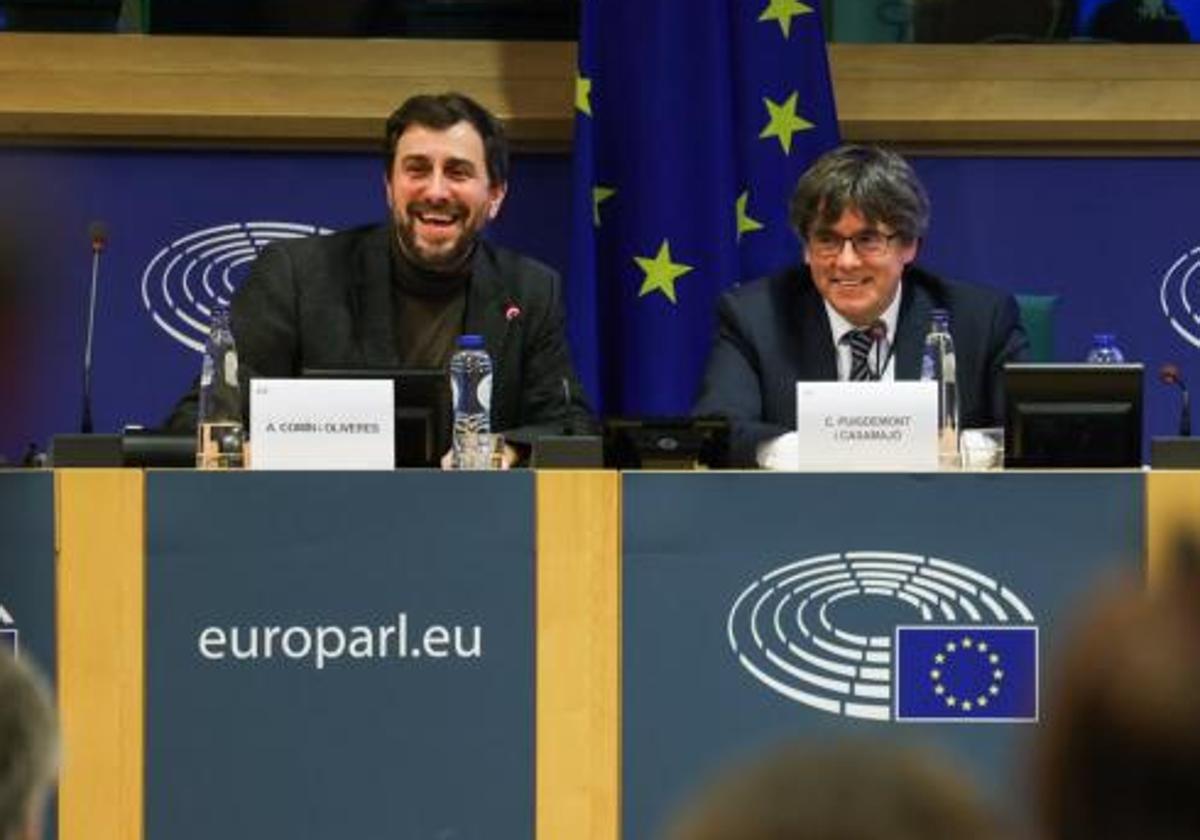 Comín y Puigdemont en el Parlamento Europeo hace dos años