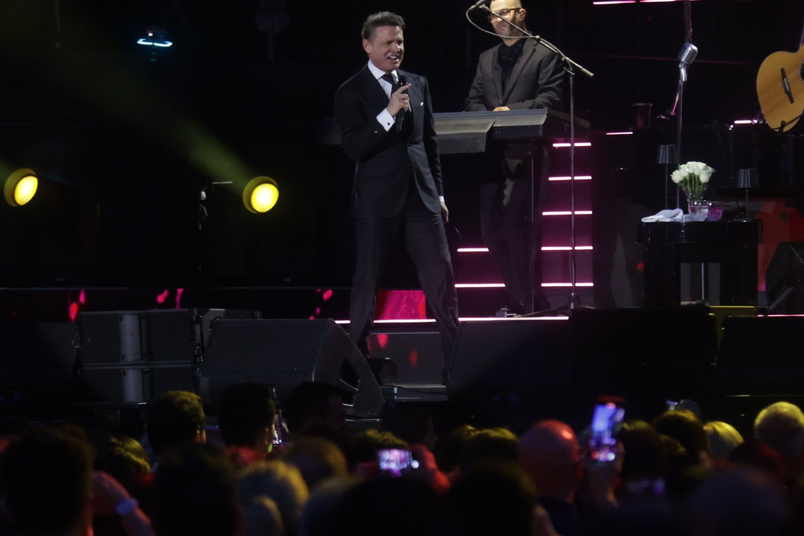 Las mejores imágenes del concierto de Luis Miguel en Córdoba
