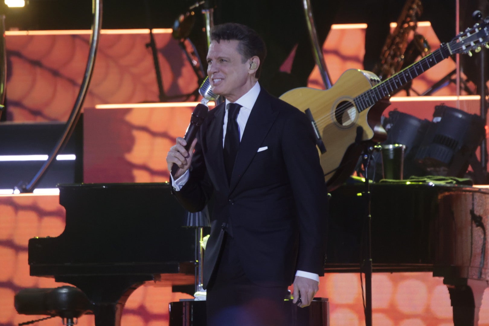 Las mejores imágenes del concierto de Luis Miguel en Córdoba