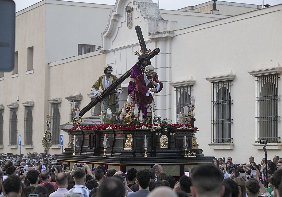 El Señor de la Victoria, en su primera estación de peniitencia