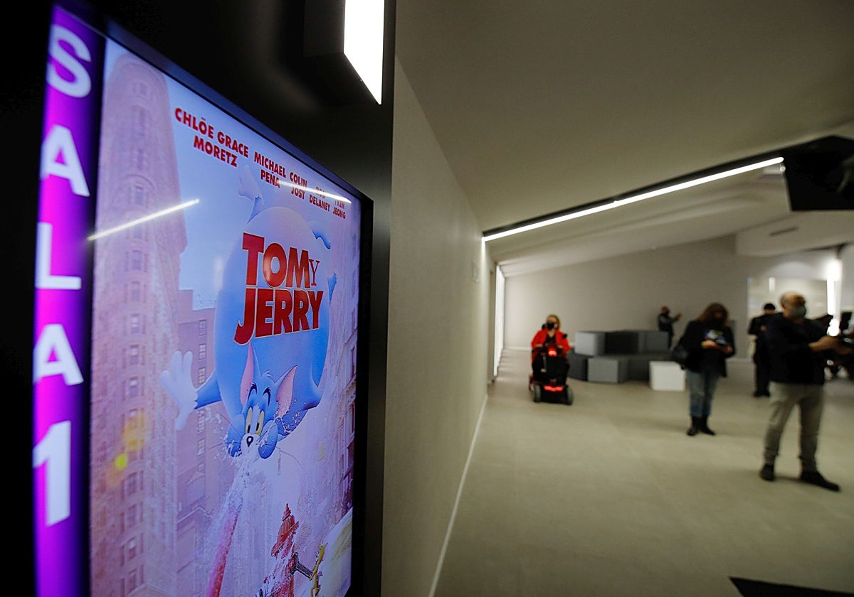 Entrada a una sala de cine de Córdoba