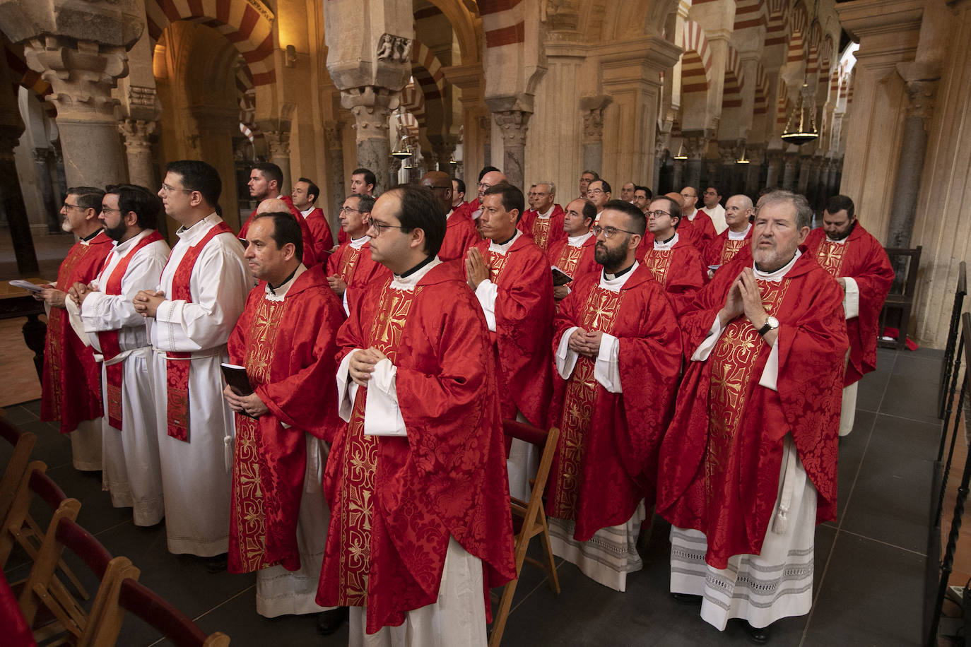 Fotos: la ordenación de ocho nuevos sacerdotes en Córdoba