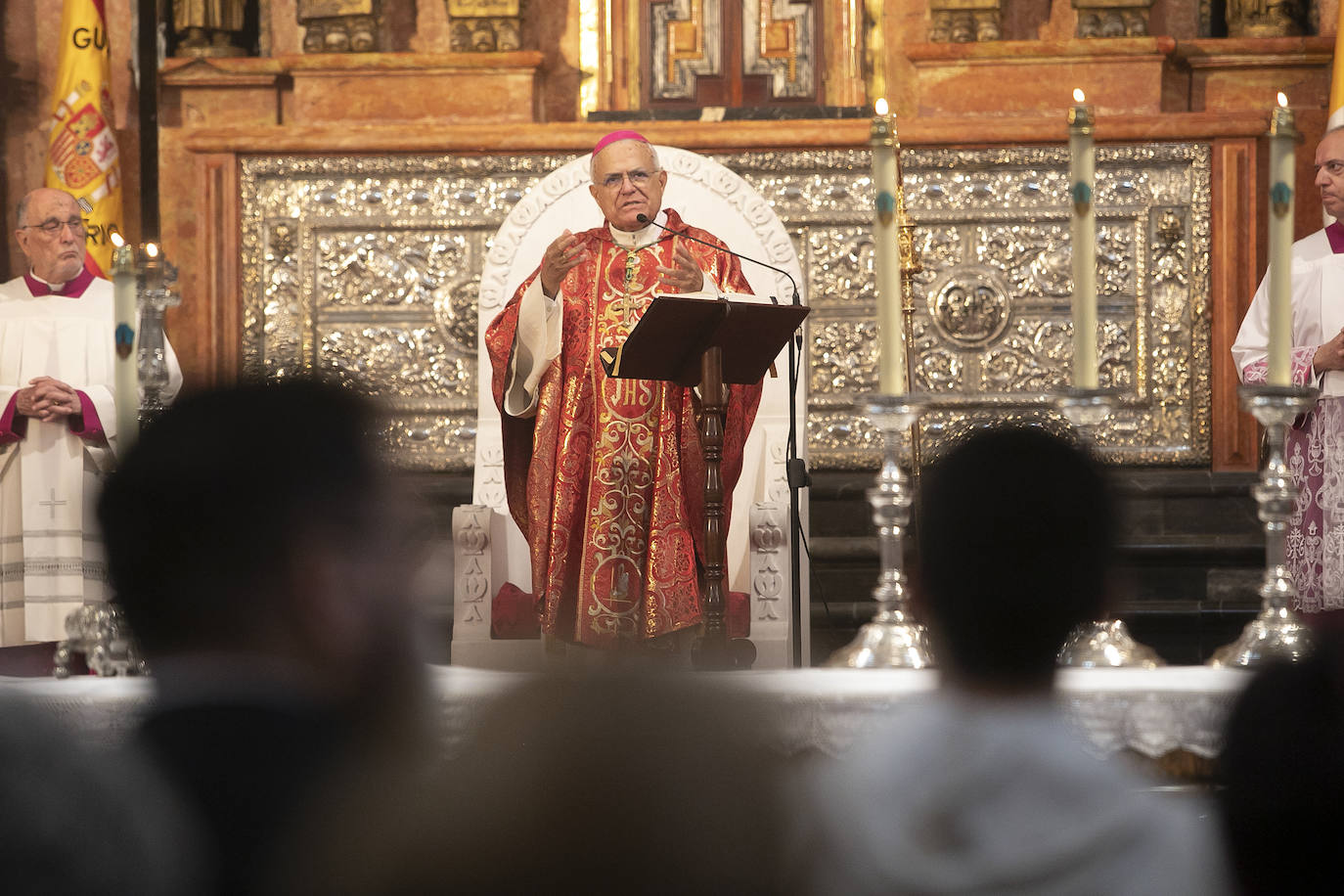 Fotos: la ordenación de ocho nuevos sacerdotes en Córdoba