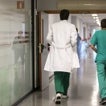 Sanidade afea la «inacción» del Ministerio ante la falta de médicos