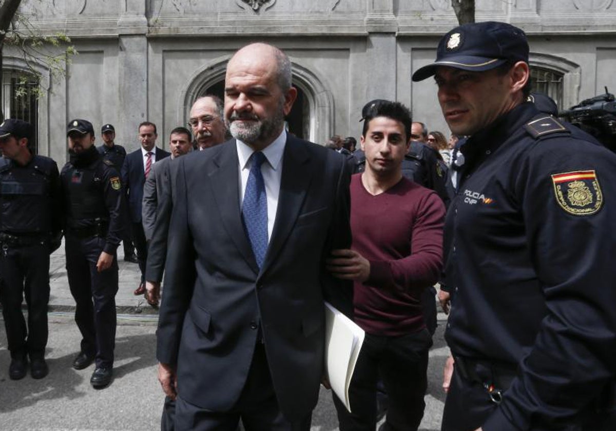 Manuel Chaves, tras su comparecencia ante el Tribunal Supremo en 2015 por el caso de los ERE