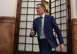 La Junta Electoral multa a Pedro Sánchez con 1.500 euros por declaraciones partidistas en Doha