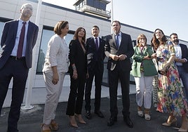 La consejera de Fomento pide la Variante Oeste a Puente 'cara a cara' y el ministro se compromete a reunirse