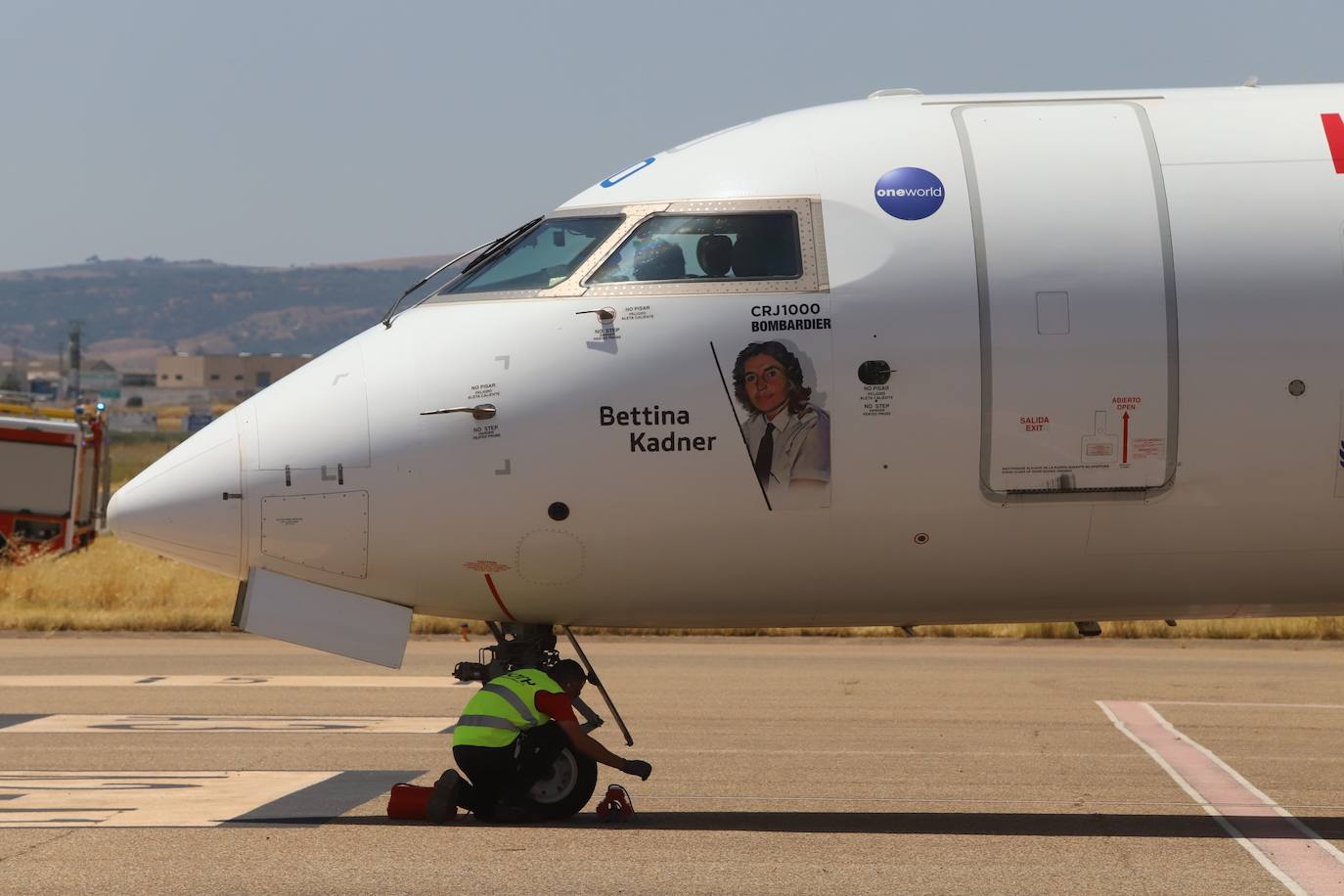 Fotos: la llegada del primer vuelo regular de Palma de Mallorca a Córdoba