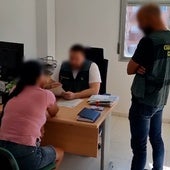 Una mujer estafa durante años a su abuela y su tío en Alicante: se gastó 45.600 euros en ropa y viajes