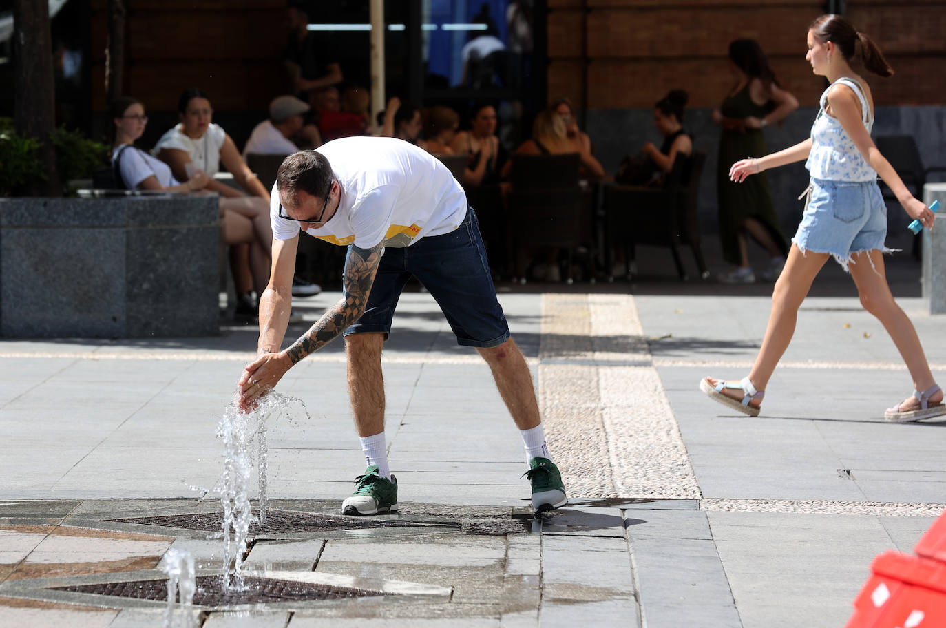 La primera ola de calor del verano en Córdoba, en imágenes