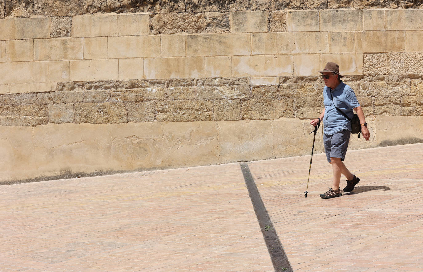 La primera ola de calor del verano en Córdoba, en imágenes