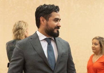«Los políticos solo luchan por mantener sus cargos y un Estado gigantesco»