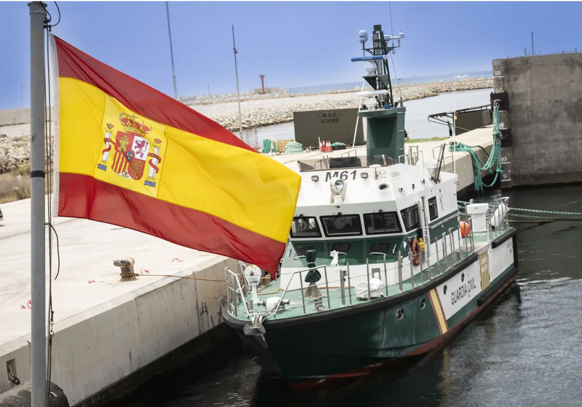 Imagen de archivo de una patrullera de la Guardia Civil en la costa de Alicante