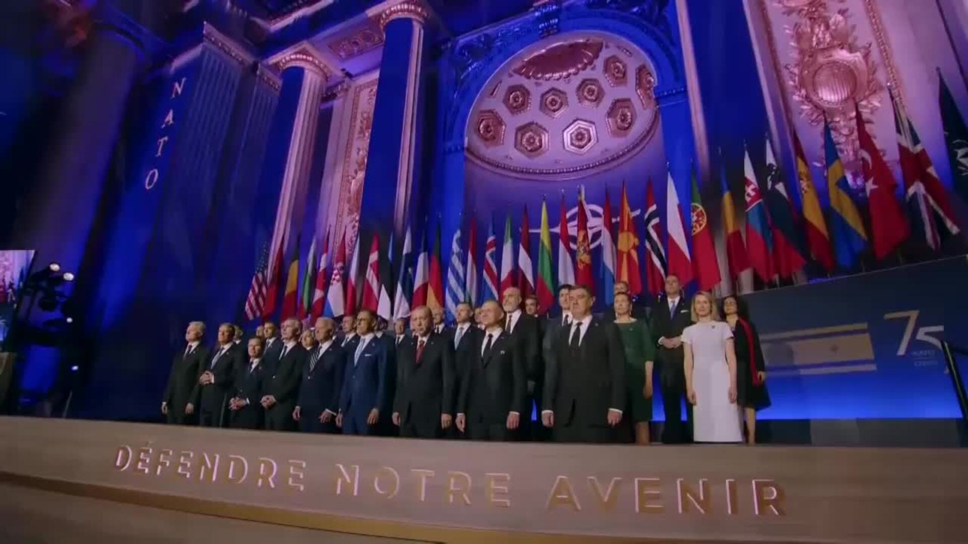 Biden anuncia que cinco países de la OTAN enviarán sistemas Patriot a Ucrania