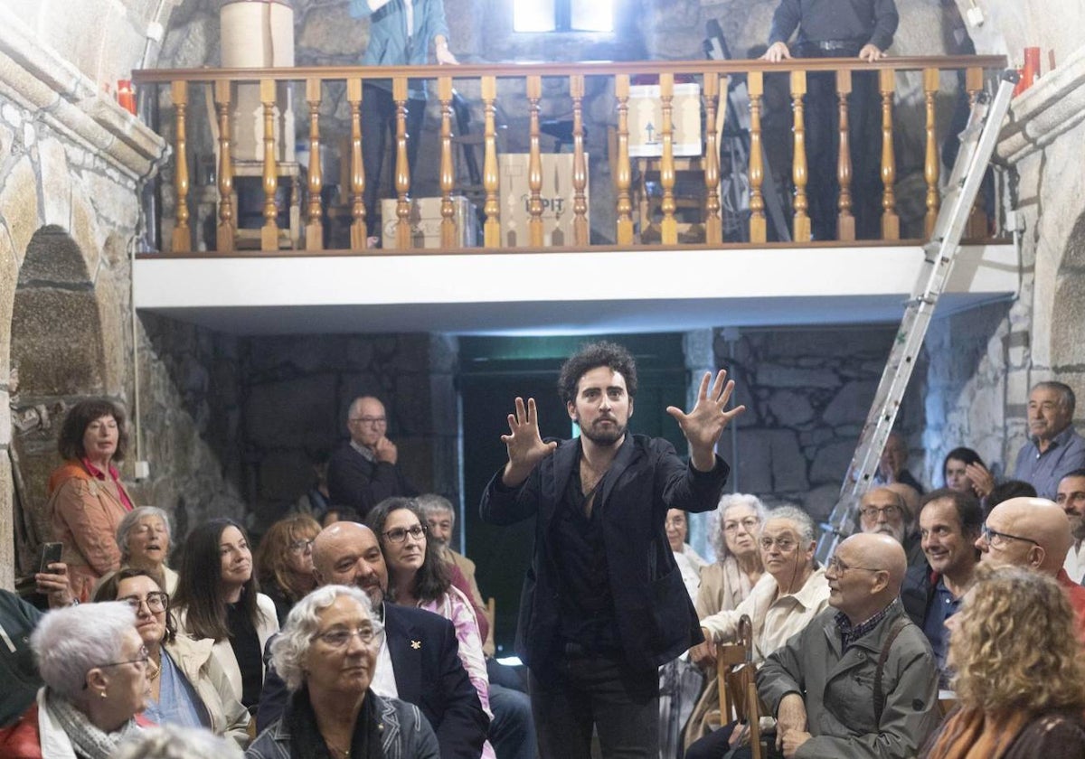 El actor Mateo Franco representando a Farruquiño en 'Romance de Lobos'