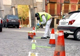 La OCU pide al Ayuntamiento un horario de estacionamiento para residentes las 24 horas todos los días de la semana