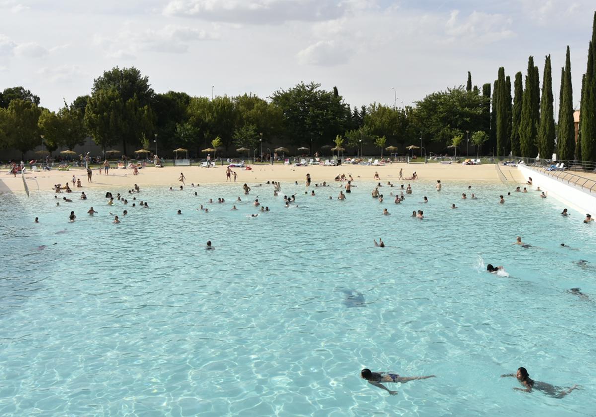 La única piscina municipal con olas de España