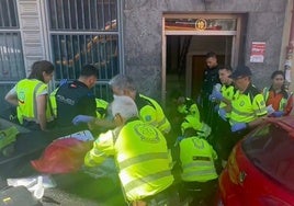 Un joven asesta siete puñaladas a otro en Puente de Vallecas y se da a la fuga