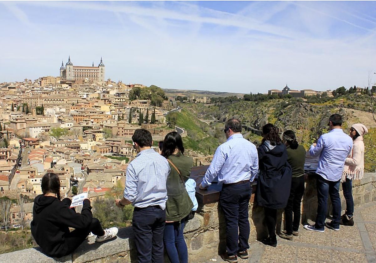 Toledo regulará los pisos turísticos en todos los barrios de la ciudad
