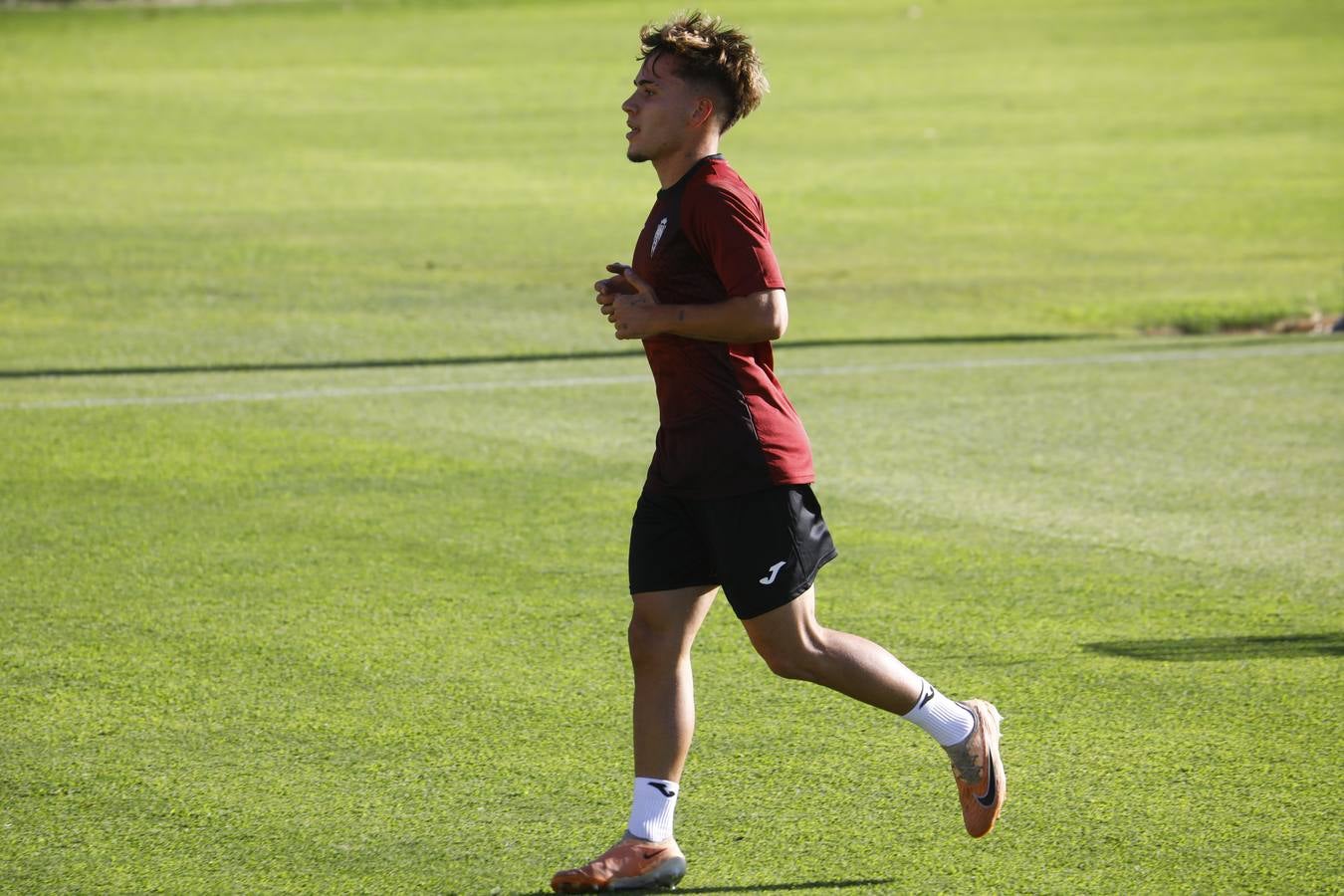 Las mejores imágenes del primer entrenamiento de pretemporada del Córdoba CF